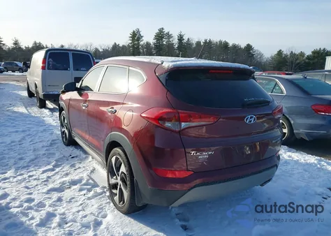 2017 Hyundai Tucson Sport z USA, uszkodzony, nr VIN KM8J3CA24HU342578